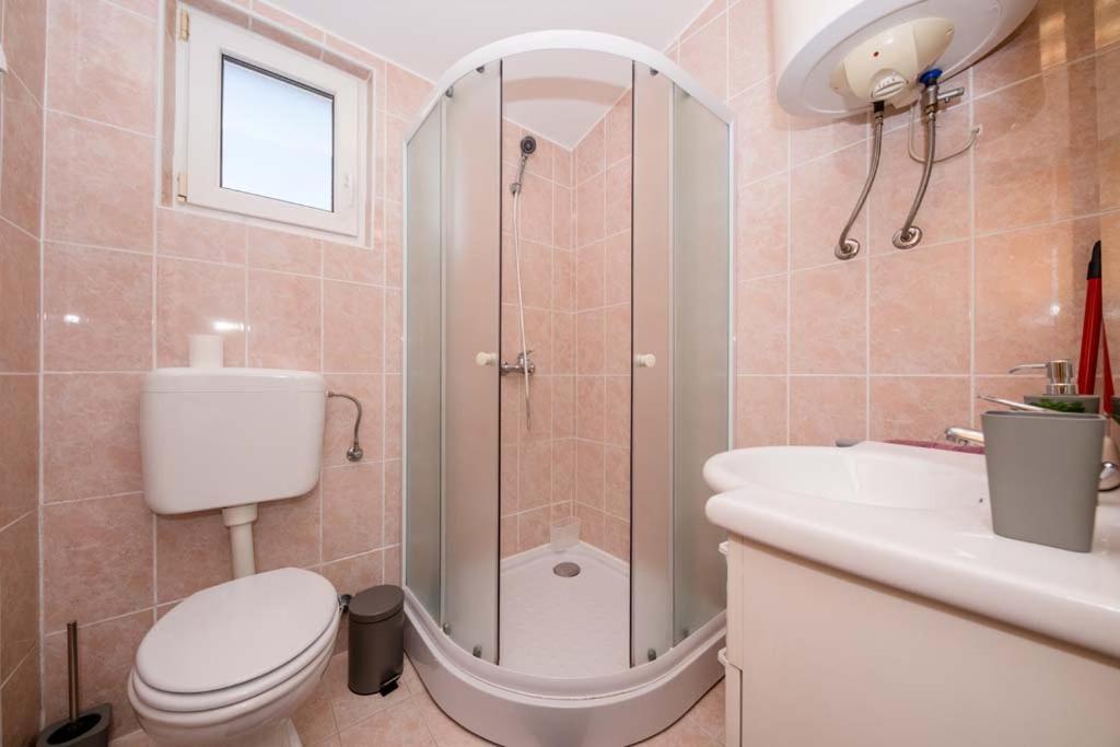 Apartmani Luka Banjol ภายนอก รูปภาพ